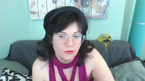 Everly online show from 02/03/25, 06:28