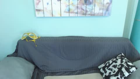 Everly online show from 03/07/25, 08:22