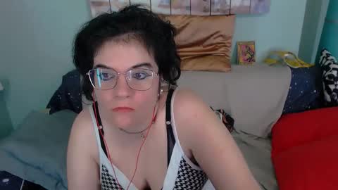 Everly online show from 11/02/25, 08:22