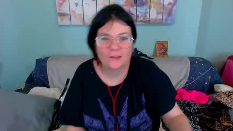 Everly online show from 02/11/26, 03:11