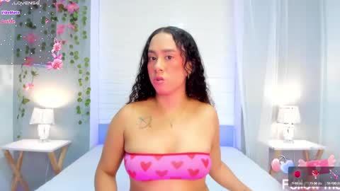 EVELYN online show from 09/16/25, 04:13