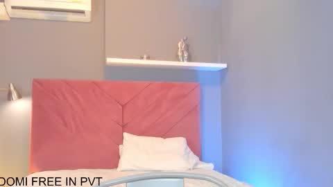 Sophia online show from 11/17/25, 05:41