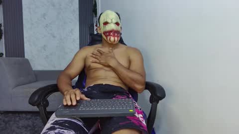 Snapshot of evessinn chatting on 10/26/25, 10:36 luis online show from 10/26/25, 10:36