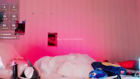 Eva  online show from 09/15/25, 07:14