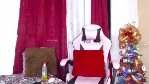 Snapshot of evha_gala chatting on 12/30/24, 03:02 evha_gala online show from 12/30/24, 03:02