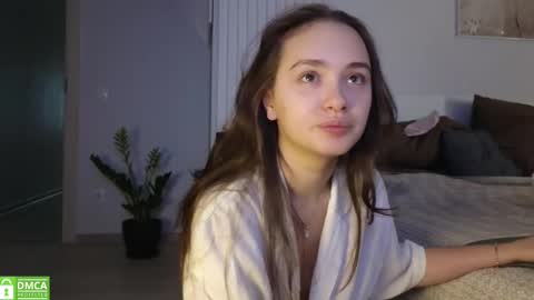 evi_woow online show from 10/24/25, 01:24