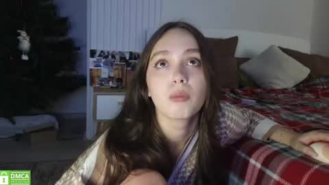 evi_woow online show from 11/29/25, 09:29