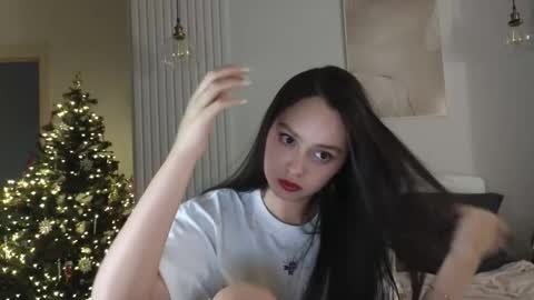 evi_woow online show from 01/06/26, 08:12