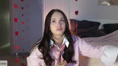 evi_woow online show from 02/14/26, 09:33