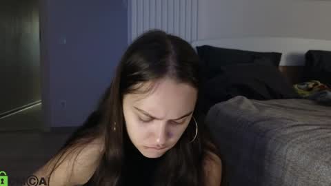 evi_woow online show from 03/31/26, 09:26