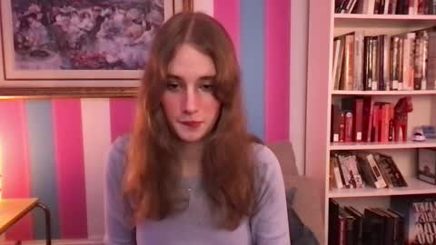 Snapshot of eviecam chatting on 09/16/25, 03:40 Evie3 online show from 09/16/25, 03:40