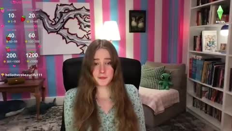 Snapshot of eviecam chatting on 05/31/26, 05:31 Evie3 online show from 05/31/26, 05:31