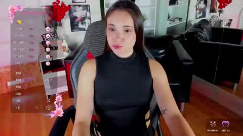 Evie online show from 03/05/25, 01:31