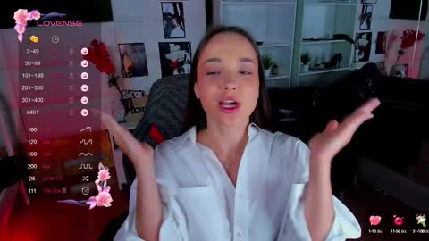 Evie online show from 03/11/25, 03:05