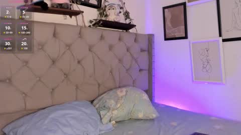 Ivi Alejandra  online show from 10/15/25, 10:32