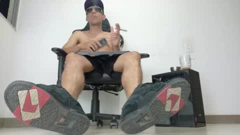 evil_boss1 online show from 07/01/26, 11:48