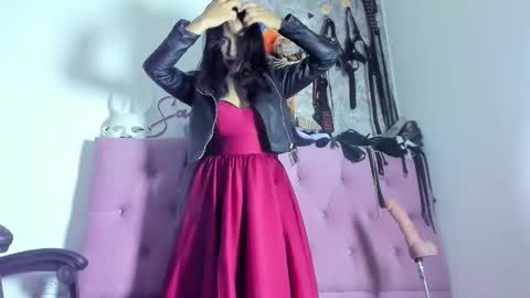 Snapshot of evil_sammy chatting on 11/14/25, 10:18 Mistress Sammy online show from 11/14/25, 10:18