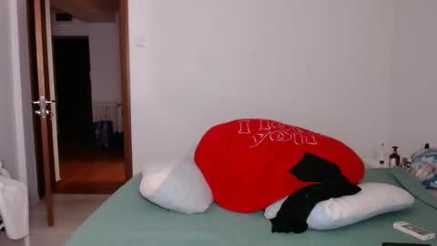 ONLYFANS  There are legends that in this room all your wishes can come true  Private is Open online show from 01/17/25, 05:42