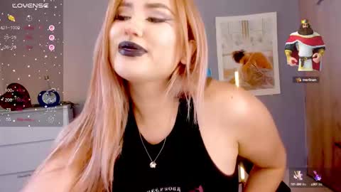 evva_foxxy online show from 09/18/25, 04:31