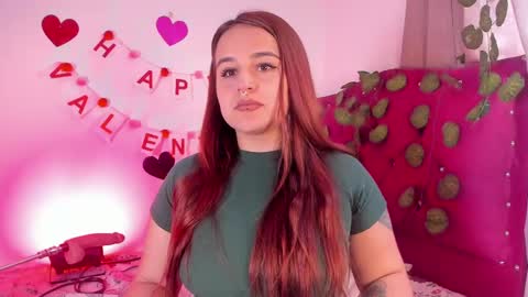 Snapshot of evy_orange1 chatting on 02/20/25, 03:30 EVY online show from 02/20/25, 03:30