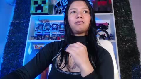 Im Evy online show from 06/18/26, 04:55
