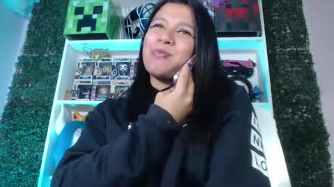 Im Evy online show from 07/22/26, 06:11