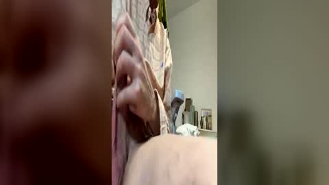 exhibapoil online show from 07/01/26, 07:21