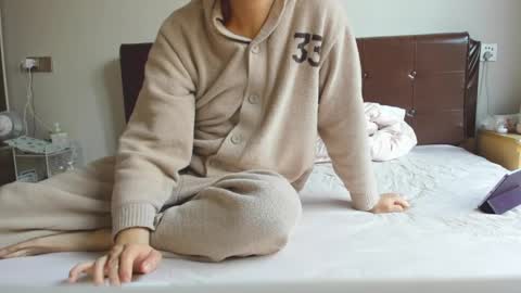 exhibitionism44 online show from 01/06/25, 04:58