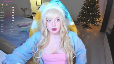 Snapshot of exhoneyangel chatting on 12/25/24, 11:22 Amy online show from 12/25/24, 11:22