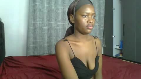 Snapshot of exotic_cutiee chatting on 06/09/26, 06:41 exotic_cutiee online show from 06/09/26, 06:41