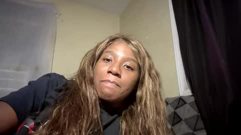 Snapshot of exoticaqua chatting on 11/06/25, 07:53 exoticaqua online show from 11/06/25, 07:53