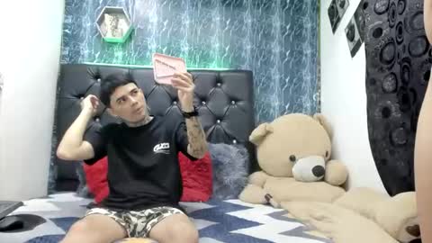 Snapshot of exotichot_couple chatting on 11/16/25, 07:30 exotichot_couple online show from 11/16/25, 07:30