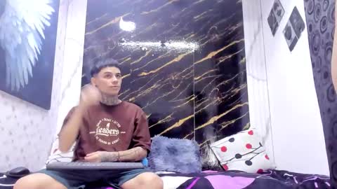 exotichot_couple online show from 05/18/26, 11:32