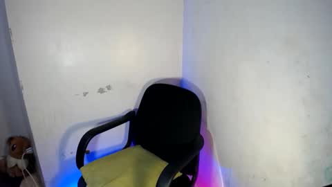 SHANTAL MARIE online show from 12/23/24, 08:47