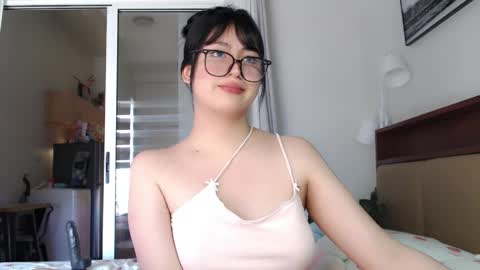 Candy  online show from 04/09/26, 05:29