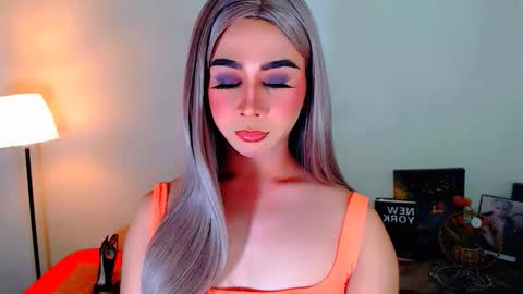 Snapshot of expensive_elise chatting on 03/10/26, 05:51 expensive_elise online show from 03/10/26, 05:51