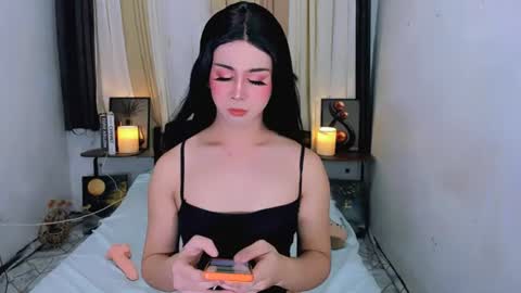 expensive_elise online show from 06/17/26, 10:39