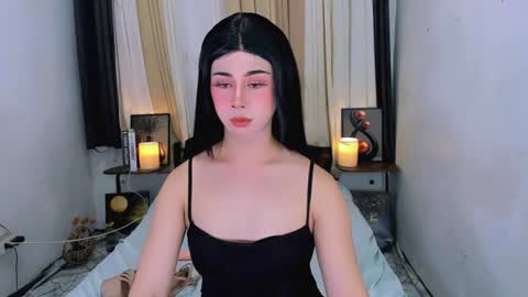 expensive_elise online show from 06/19/26, 04:33
