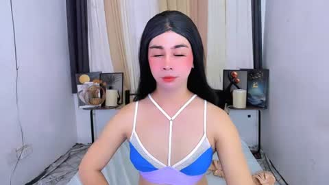 expensive_elise online show from 06/28/26, 07:47