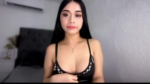 chloee online show from 07/13/26, 05:16