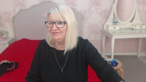 Alana online show from 06/11/26, 10:08