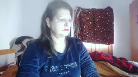 Snapshot of extasymature chatting on 12/21/25, 07:59 ExtasyMature online show from 12/21/25, 07:59