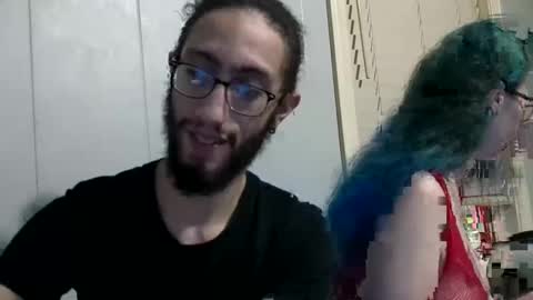 Snapshot of extaticxx chatting on 12/13/24, 05:16 Extrastatic94 online show from 12/13/24, 05:16