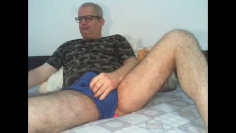 Snapshot of eyes12 chatting on 09/28/25, 03:34 GEORGE online show from 09/28/25, 03:34