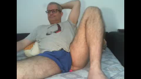 Snapshot of eyes12 chatting on 10/09/25, 03:04 GEORGE online show from 10/09/25, 03:04