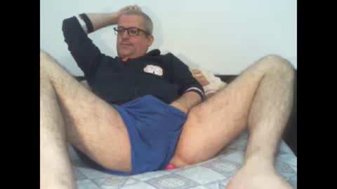 Snapshot of eyes12 chatting on 10/24/25, 03:25 GEORGE online show from 10/24/25, 03:25