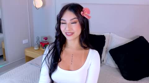 eymicooper online show from 10/20/25, 07:25