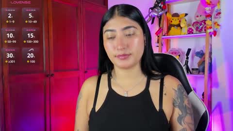 Snapshot of eymy_hadid_ chatting on 11/09/25, 09:24 Emily online show from 11/09/25, 09:24