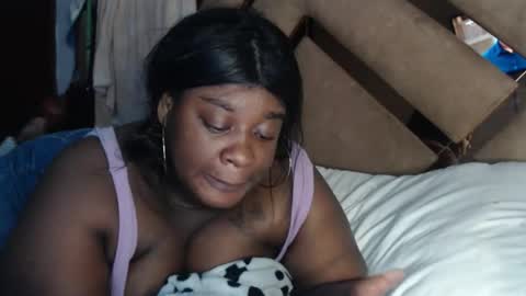 Snapshot of eyshaexotii chatting on 11/09/25, 02:43 eyshaexotii online show from 11/09/25, 02:43