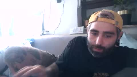 Snapshot of eytab chatting on 10/01/25, 03:40 Eytab online show from 10/01/25, 03:40